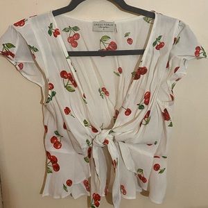 Isabella’s Cabinet Tie Top